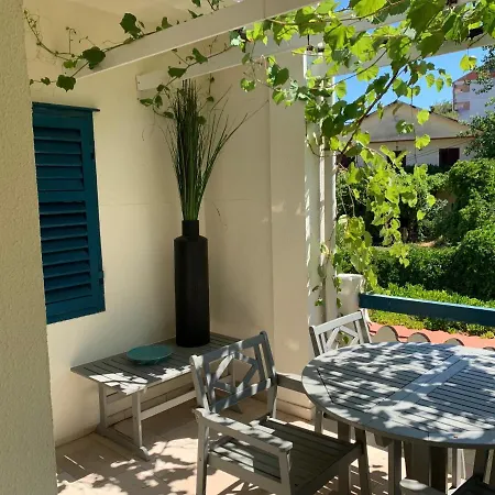 Cozy D&d Jelsa (Hvar)